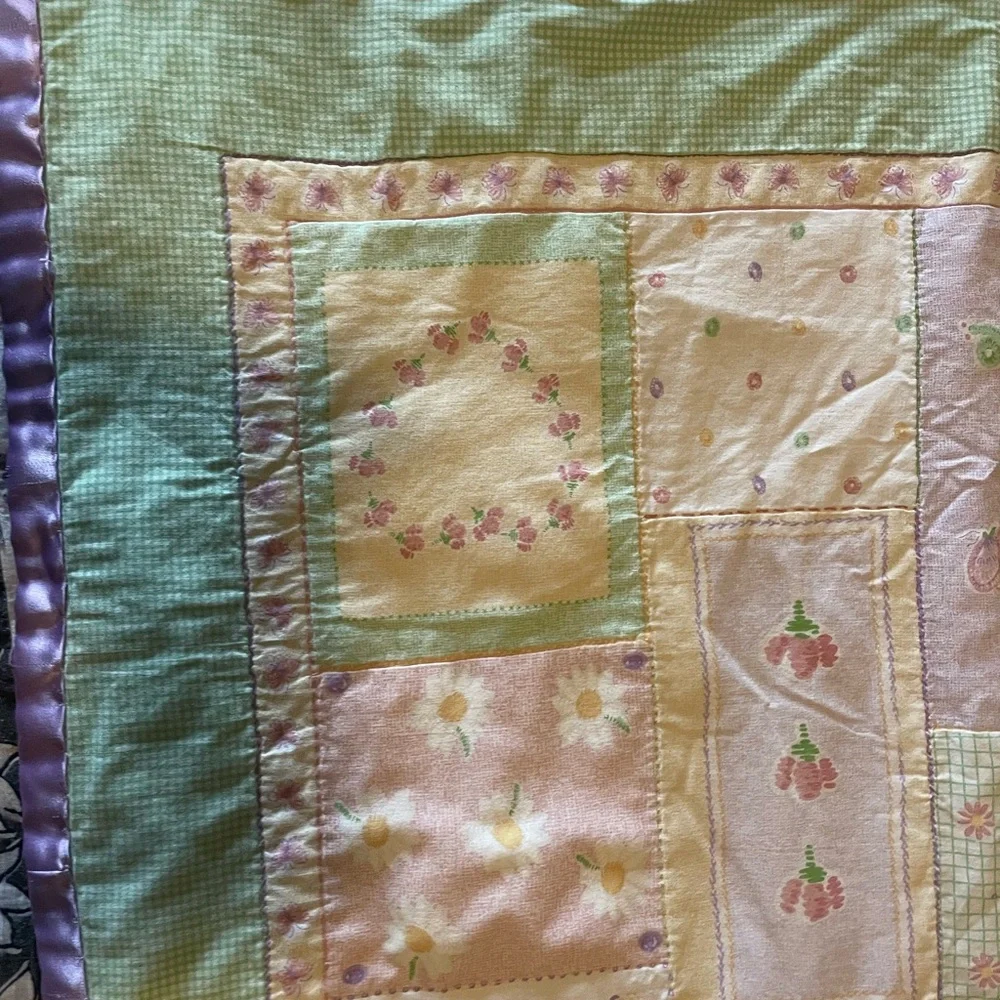 Floral Patchwork Quilt with Satin Trim Baby Blanket